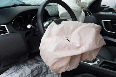 If the airbags deploy is my car totaled. Talk to a Car Accident Attorney About Who You Can Sue If Your Airbags didn’t Deploy The purpose of having airbags is to ease the impact that you would experience from a collision. However, if they did not deploy and failed to do what they were supposed to do, your injuries from the accident might have been more … 