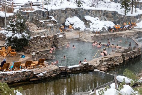 If you time it right, you can have this Colorado hot spring all to yourself