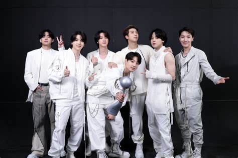 Ifpi twitter.  #IFPITop10” Katy Perry's 'Witness' was the 15th best selling album of 20...