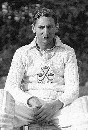 Iftikhar Ali Khan Pataudi - Wikipedia