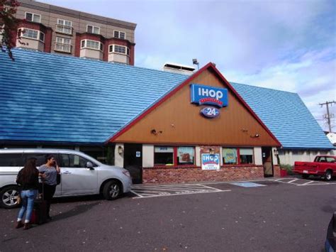 Ihop seattle photos. Are you craving a delicious stack of pancakes or a hearty breakfast meal? Look no further than IHOP, the International House of Pancakes. With numerous locations spread across the ... 