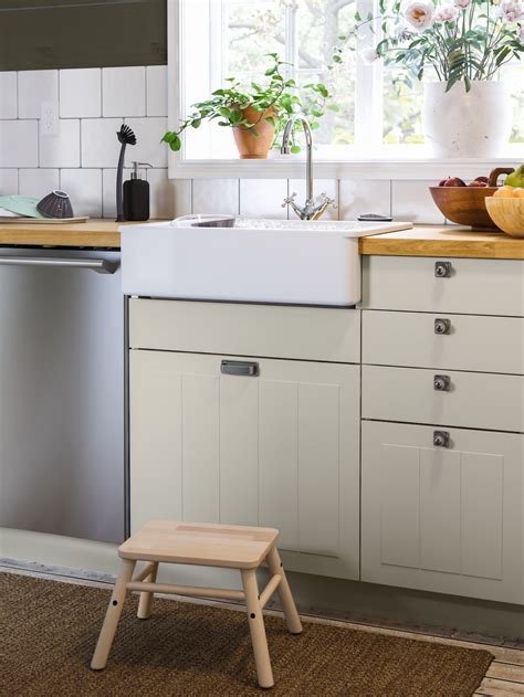 STENSUND light green kitchen guide. Our STENSUND light green kitchen fronts add warmth, harmony and a sense of well-being to your kitchen. The framed fronts with grooved panels create a genuine crafted character that you can enhance and personalise with your own choice of worktops, knobs and handles. .