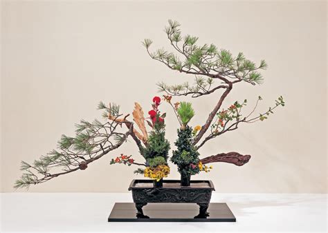 Ikebana: All You Need to Know About Japanese Flower Art - Japan …