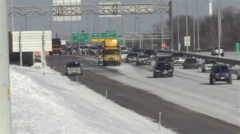 In DeKalb County, on I-88 at Peace, an Illinois Tollway traffic ... pointed to areas across the Chicago area, away from Lake Michigan and west of I-90 / 94. Snowfall rates of 1-2 inches per hour ... Read More. Weather News Reports. More than 1,000 flights canceled at O'Hare, Midway. Illinois; I-39;. 