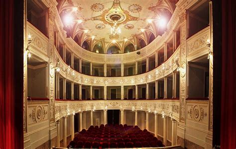 Il teatro in italia nel 1909. - Manuale d'officina volvo penta aquamatic 270.