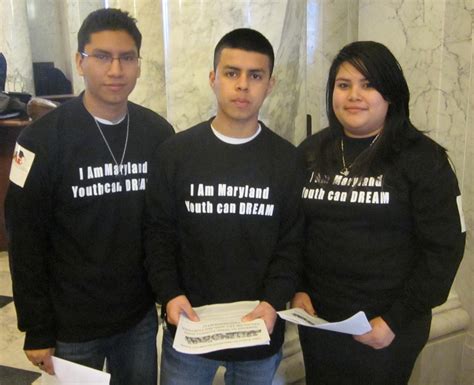Illegal immigrant in-state tuition plan stays in Senate budget