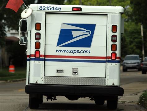 Illinois and Chicago near top of list for most postal workers bitten by dogs in 2022
