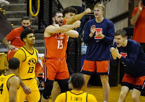 By Cameron Salerno Aug 18, 2023 at 5:18 pm ET • 2 min read USATSI Illinois will play host to Kansas in a charity exhibition basketball game on Oct. 29 at State Farm Center in Champaign,...