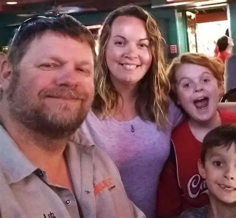 Illinois family of 4 missing since February; FBI joins investigation