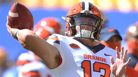 Illinois picks a starting QB while another player makes history