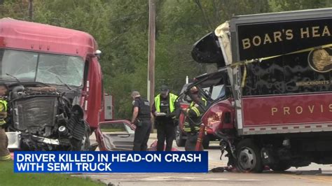 Illinois State Police and firefighters and paramedics from Palatine, Arlington Heights, and Palatine Rural Fire Protection District responded about 4:27 p.m. Monday, April 25, 2022 to a report of a serious crash with entrapment on the northbound Route 53 spur south of Lake Cook Road.. 