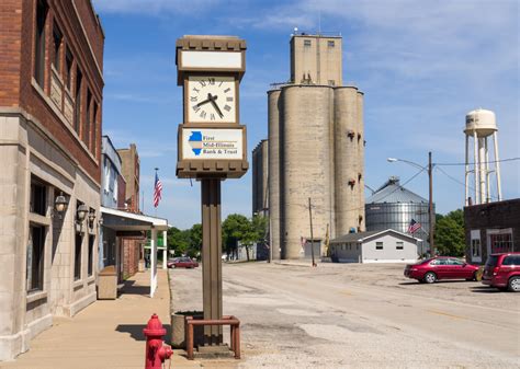 Illinois small businesses thrive in these counties