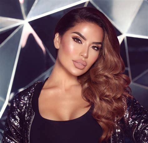 iluvsarahii is an American YouTube channel wi