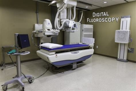 Image magnification in digital fluoroscopy - PubMed