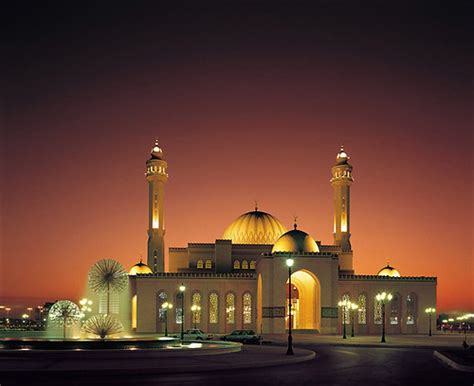 Read Images Of Bahrain By John  Lawrence