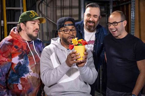 Impractical jokers new season. The supersized season 9 sneak-peek episode of Impractical Jokers premieres in a first-time block across TBS, TNT and truTV on Saturday, directly after the NCAA Men's Final Four game. The show will ... 