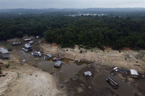 In Brazil’s Amazon, rivers fall to record low levels during drought