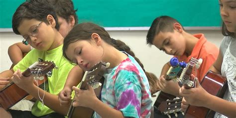 In Lak’ech: Mariachi camp teaches kids music and respect for