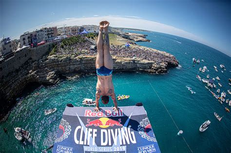 In Puglia per la 9° volta ci sarà la Red Bull Cliff Diving World series