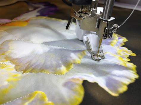 In The Loop—Introduction to Thread Painting WeAllSew