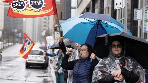 In The News for May 4 : Tentative deal reached between CRA, union, ending strike