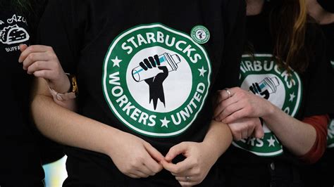 In a reversal, Starbucks proposes restarting union talks and reaching contract agreements in 2024