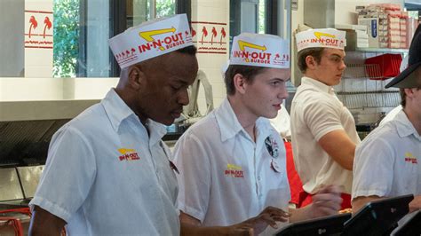 In n out jobs pay. Things To Know About In n out jobs pay. 