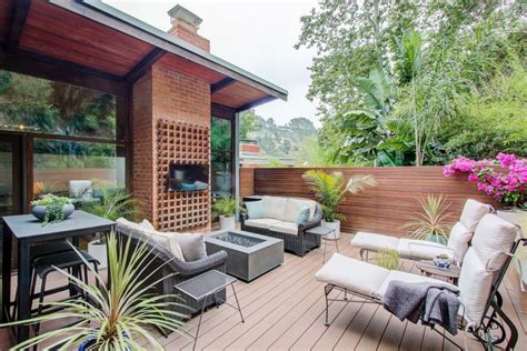 In the Home: Design your own outdoor oasis in your backyard