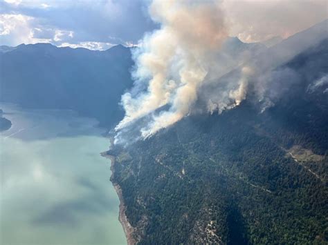 In the news today: Challenging week ahead for crews battling B.C. wildfires