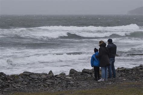 In the news today: Thousands without power across Atlantic Canada due to strong winds
