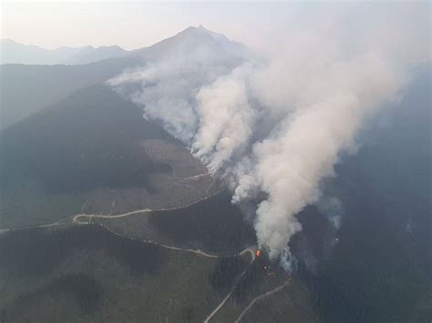 In the news today: Wildfires prompt evacuation orders for thousands in N.W.T., B.C.