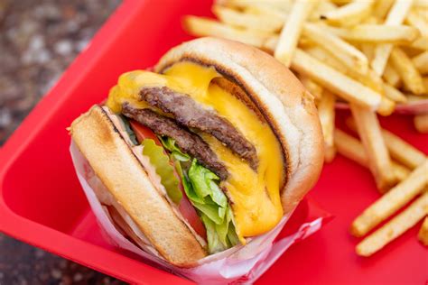 In-n-out burgers. 7050 W. Ray Rd. Chandler, AZ 85226. 8.2 miles away. Drive-thru and Dine-in Seating Available. Today's hours: 10:30 a.m. - 1:30 a.m. In-N-Out Burger Restaurant located in Tempe, AZ. Serving the highest quality … 
