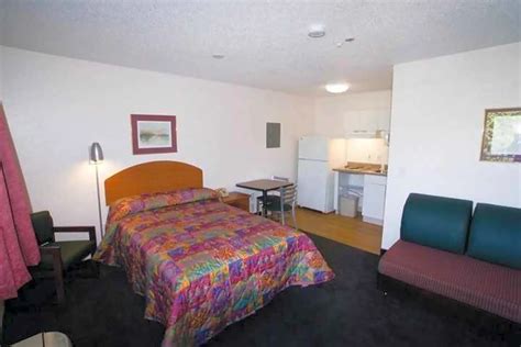 InTown Suites Plus - Kennesaw/Town Center (YTC) - 2353 …