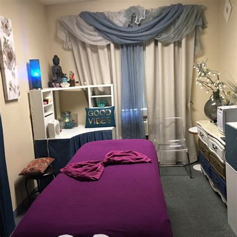 25. 18768 Hwy 18 #110 Apple Valley,CA 92307. Hello gentleman, welcome to our massage center Our massage types are mainly Asian massage. The store environment is clean and tidy, the room is warm, comfortable and quiet Professional massage techniques let you relax quickly Relieve stress and relieve fatigue immediately, ….