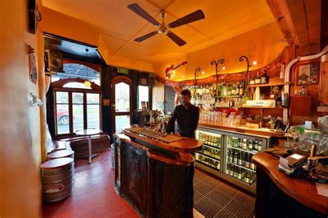 Inch Bar, DUNEDIN, Otago Pub info @ Publocation