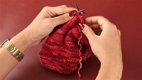 Increasing How to Knit One in Front and Back (k1fb) Squigglidinks