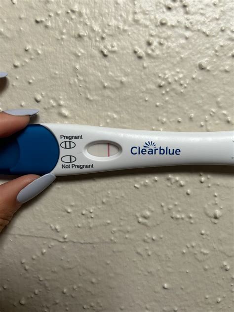 Indent line on clear blue. Key Takeaways. Home pregnancy tests detect the hormone human chorionic gonadotropin (HCG) in your urine to determine if you’re pregnant. A faint line on a pregnancy test can mean a positive result, an … 