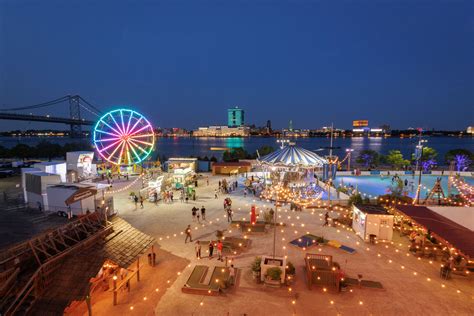 Independence blue cross riverrink. Located at 101 S. Christopher Columbus Boulevard, the Independence Blue Cross RiverRink Winterfest is a must-visit destination this … 