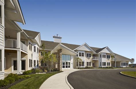 Independent Senior Living & Multifamily Apartments