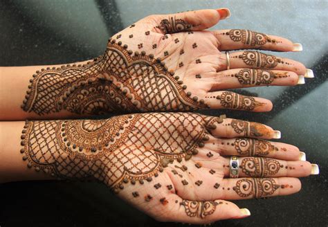 Indian Mehndi Designs For Palm