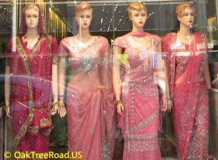 Pakistani Clothes Online in USA - Shop Pakistani Designers Dresses, 