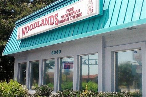 Indian stores in orlando. Top 10 Best Indian Groceries in Orlando, FL - October 2023 - Yelp - Patel Brothers, Apna Bazaar, Indian Market, Bombay Bazaar, Lotte Plaza Market, House of Spices, International Food Club, Halal Market & Food Mart, Five Star South Indian Food & Catering, Spice House of Longwood 