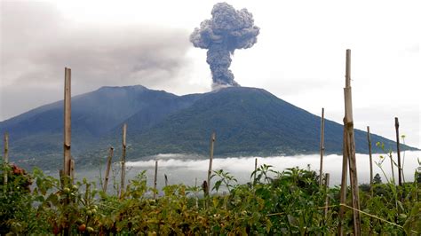 Indonesia’s Marapi volcano erupts for the second day, halting search for 12 missing climbers