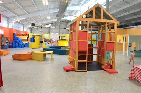 Indoor places. New Horizon Mall – 260300 Writing Creek Crescent. Sky Castle is one of Calgary’s newest indoor play spaces. Their original location opened at New Horizon Mall in 2021, and a second location is set to open near Chinook mall early in 2023. The New Horizon location includes a massive, 34 000 square foot indoor soft play space and … 