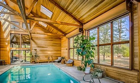 Indoor pool airbnb california. California casual attire refers to a laidback style of dressing; clothing that would be right at home at a beachside or seated around a pool. Men can wear a sport coat with slacks ... 