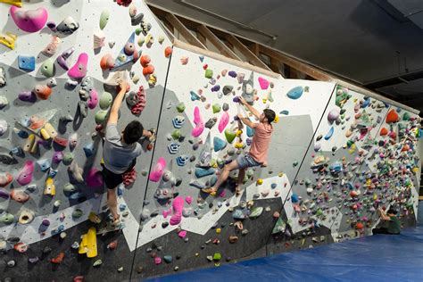 Indoor rock climbing rules.  Indoor Climbing Routes: Understanding Route Setting Are ...
