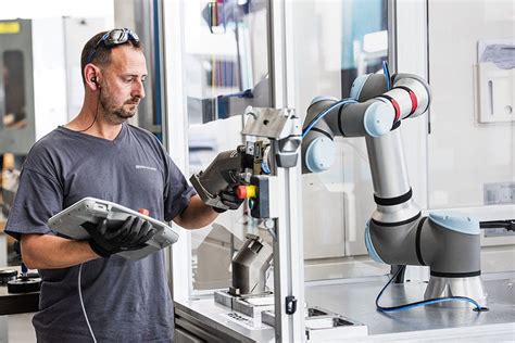 Industrial Robots: Revolutionizing Industries with Unstoppable Precision