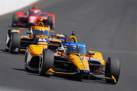 Indy 500 arrives with clear favorites, plenty of off-the-radar spoilers