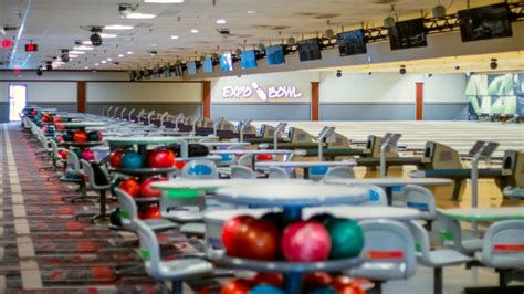 Indy bowling alleys. Duckpin is the cooler, edgier cousin of traditional bowling — picture smaller balls and stubby pins. The aim is to knock down as many as you can in 3 tries per frame. It’s fast, fun, and totally addictive. LEARN MORE. Number of Lanes: 12 