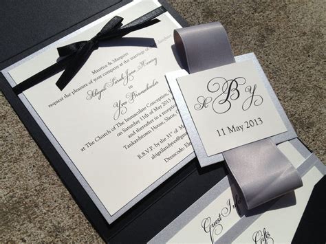 Inexpensive wedding invitations. 29 May 2019 ... If you're not the arts and crafts type, you can check out a good designer package and customise it according to your budget. There are many ... 